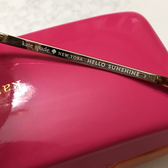 RARE HARD TO FIND Kate Spade “Rosaria” Heart Sunglasses NWOT - Picture 8 of 11